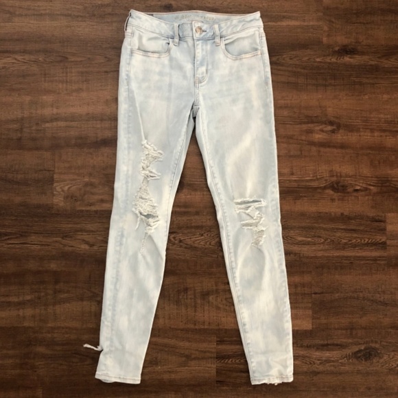 American Eagle Outfitters Denim - American Eagle Womens Light Wash Destroyed Jeans 6